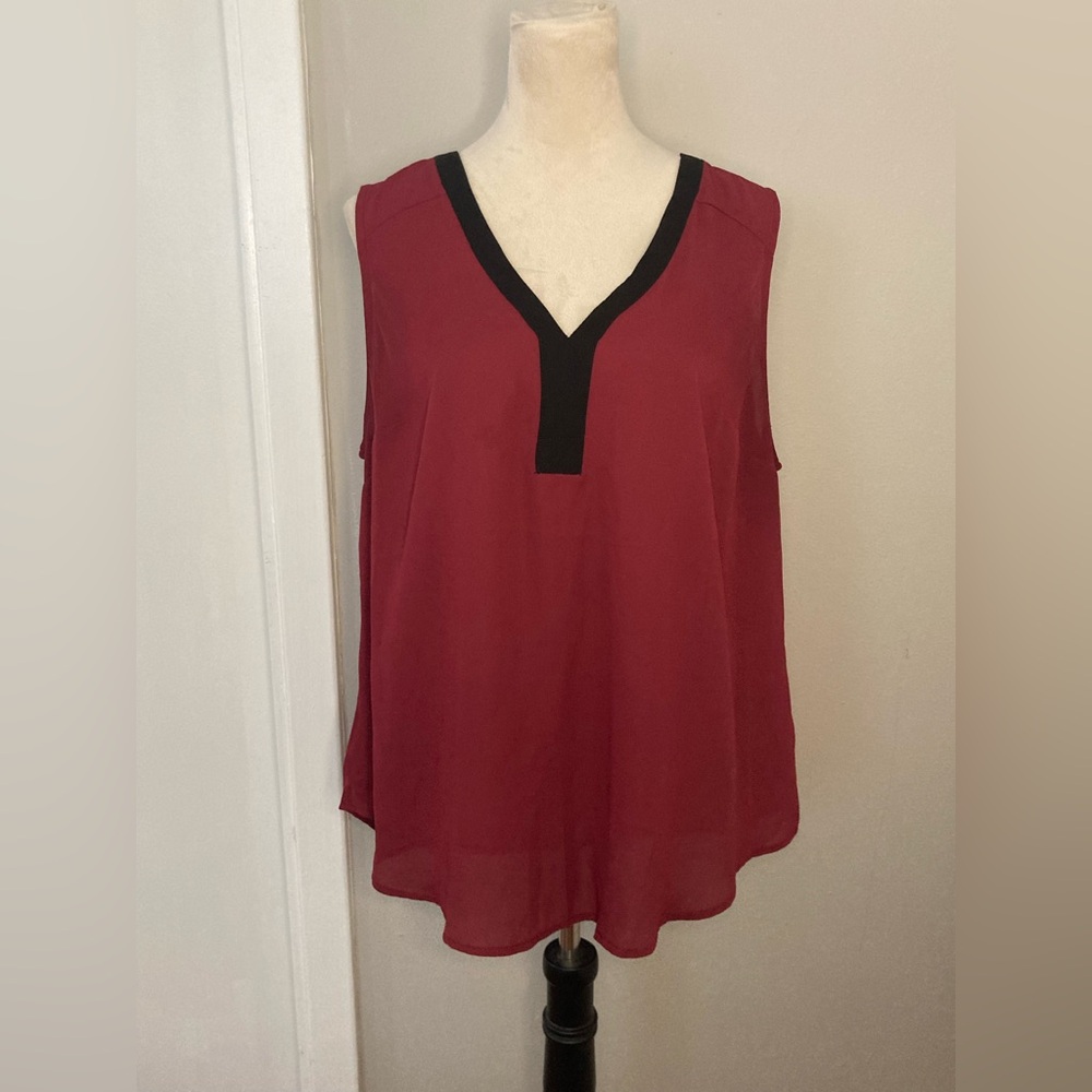 Torrid Maroon and Black Blouse - Picture 2 of 5